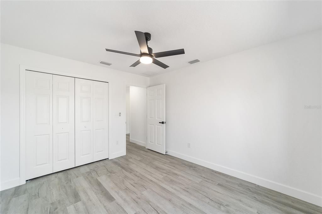 For Sale: $304,900 (4 beds, 2 baths, 1732 Square Feet)