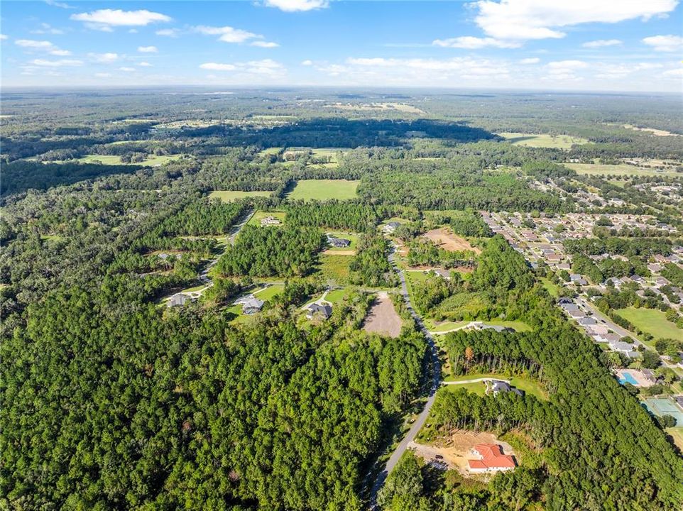 На продажу: $274,000 (3.02 acres)