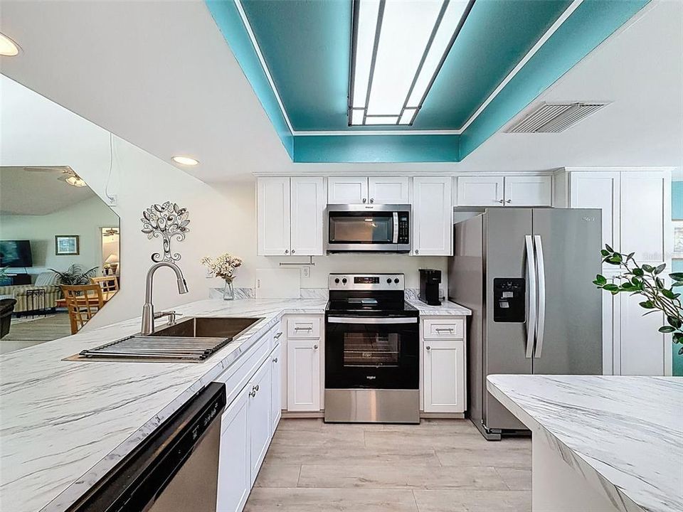 Activo con contrato: $215,000 (2 camas, 2 baños, 1162 Pies cuadrados)