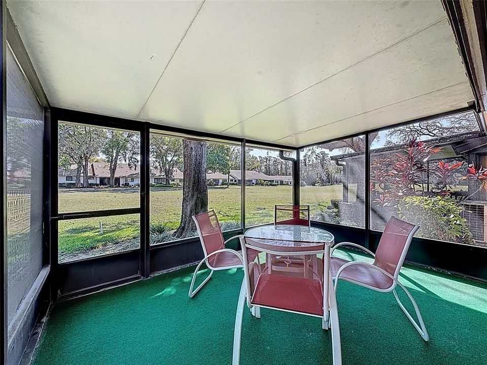 Activo con contrato: $215,000 (2 camas, 2 baños, 1162 Pies cuadrados)