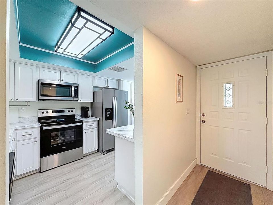 Activo con contrato: $215,000 (2 camas, 2 baños, 1162 Pies cuadrados)