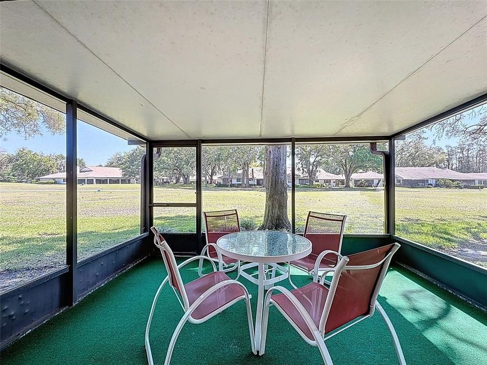 Activo con contrato: $215,000 (2 camas, 2 baños, 1162 Pies cuadrados)