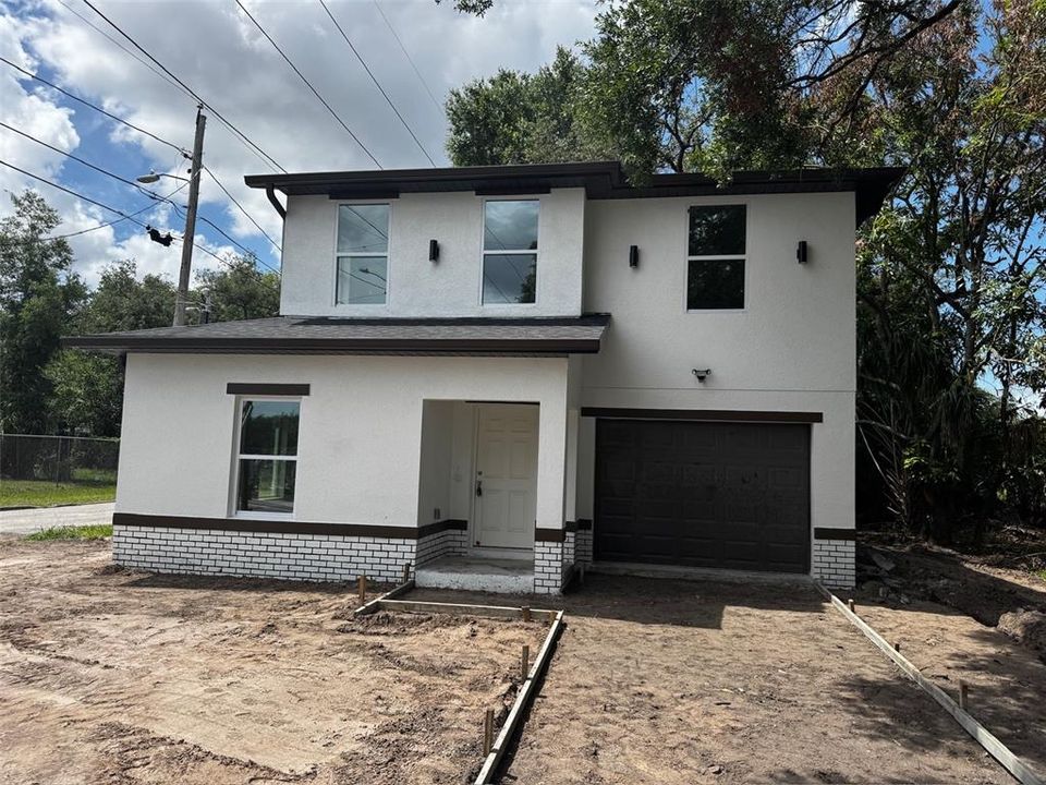 For Sale: $399,000 (3 beds, 2 baths, 1500 Square Feet)
