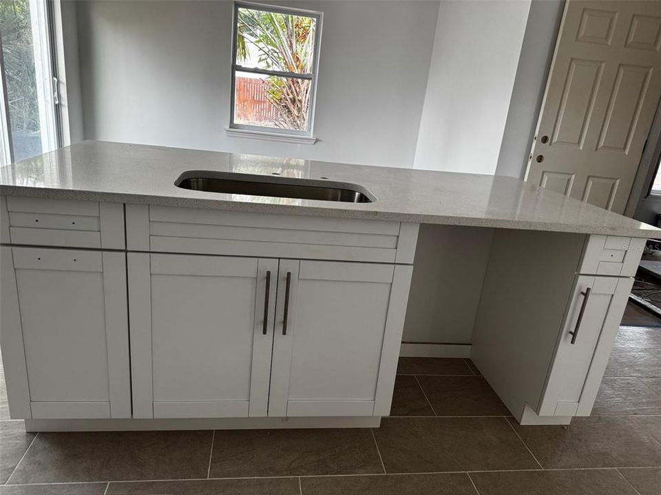 For Sale: $399,000 (3 beds, 2 baths, 1500 Square Feet)