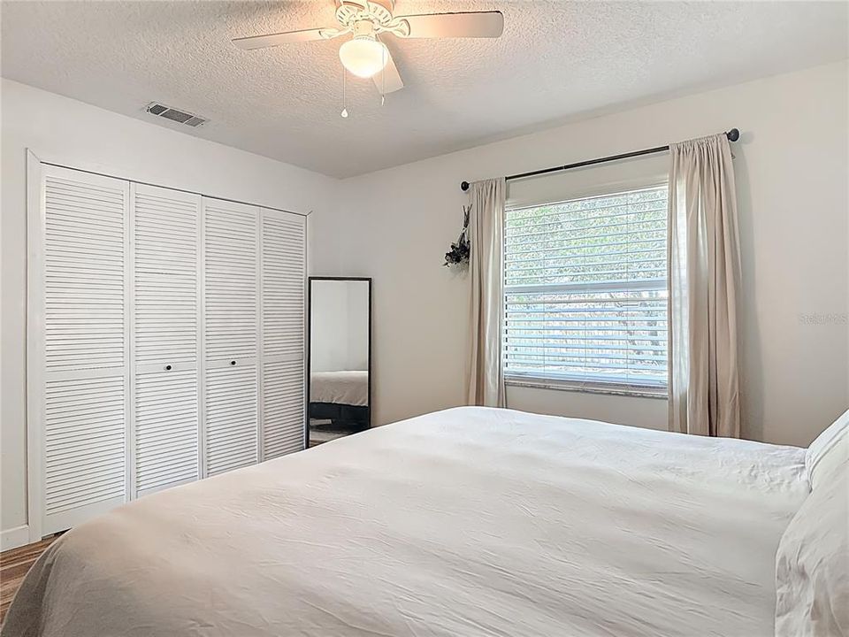 For Sale: $269,900 (3 beds, 1 baths, 1248 Square Feet)