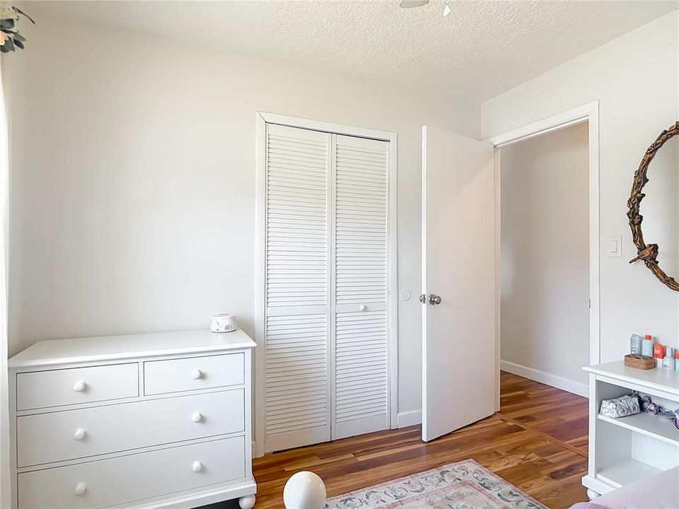For Sale: $269,900 (3 beds, 1 baths, 1248 Square Feet)