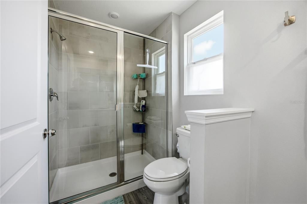For Sale: $242,500 (3 beds, 2 baths, 1828 Square Feet)