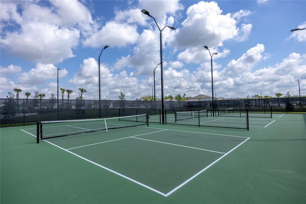 For Sale: $242,500 (3 beds, 2 baths, 1828 Square Feet)