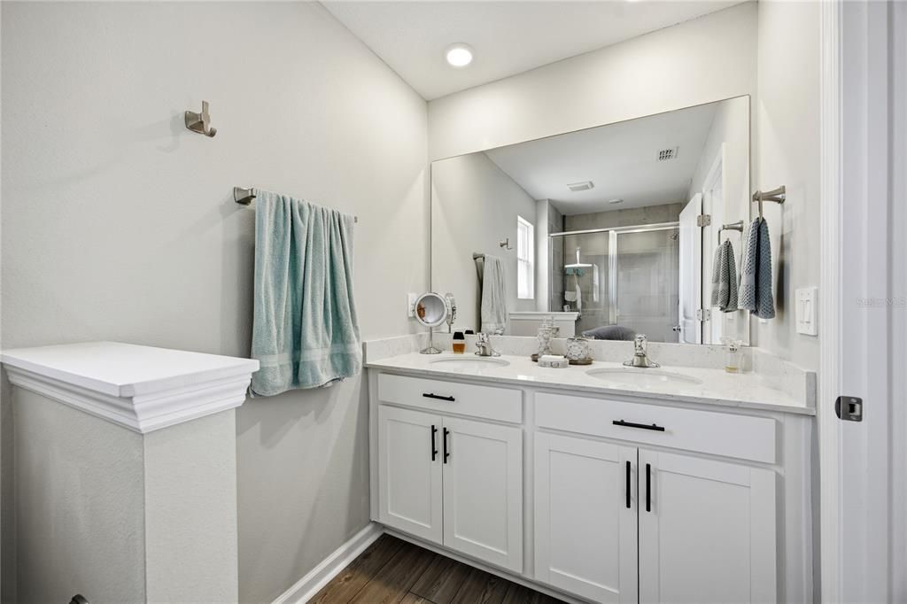 For Sale: $242,500 (3 beds, 2 baths, 1828 Square Feet)