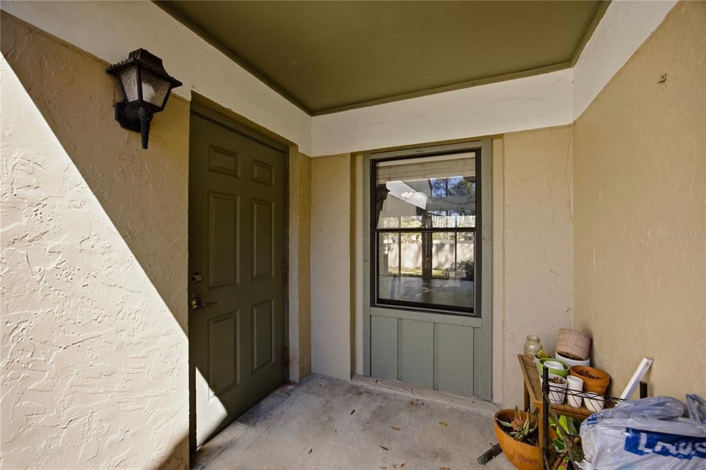 待售: $170,000 (2 贝兹, 2 浴室, 1070 平方英尺)