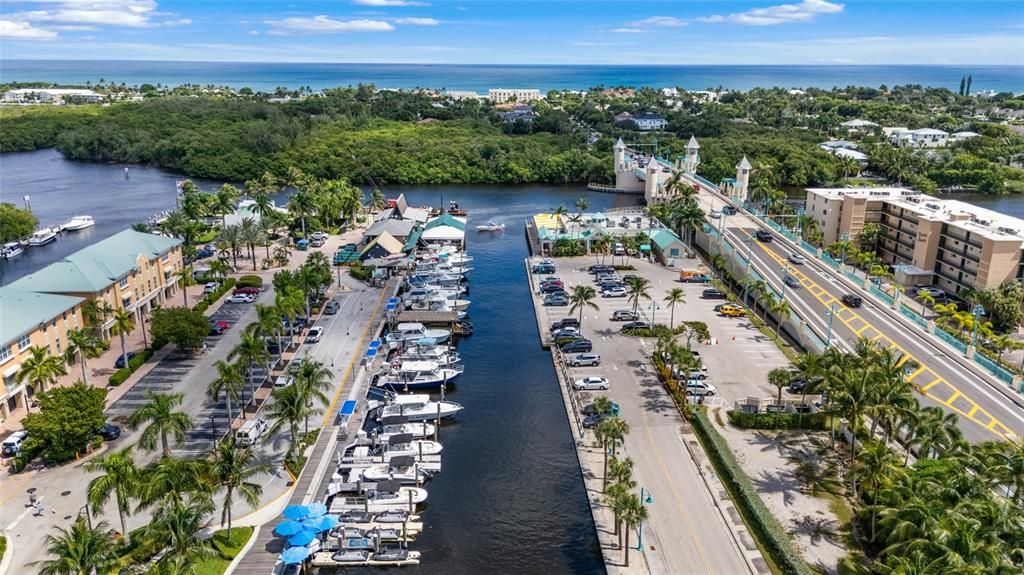 For Sale: $425,000 (2 beds, 2 baths, 1984 Square Feet)