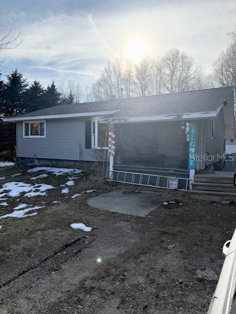 For Sale: $109,000 (2 beds, 1 baths, 1000 Square Feet)