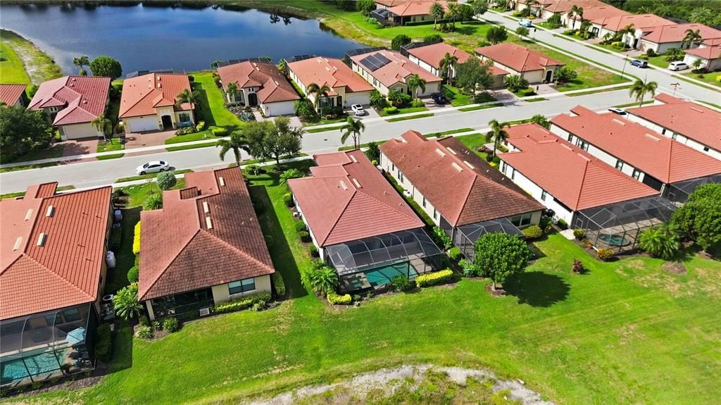 На продажу: $575,000 (3 спален, 2 ванн, 1867 Квадратных фут)