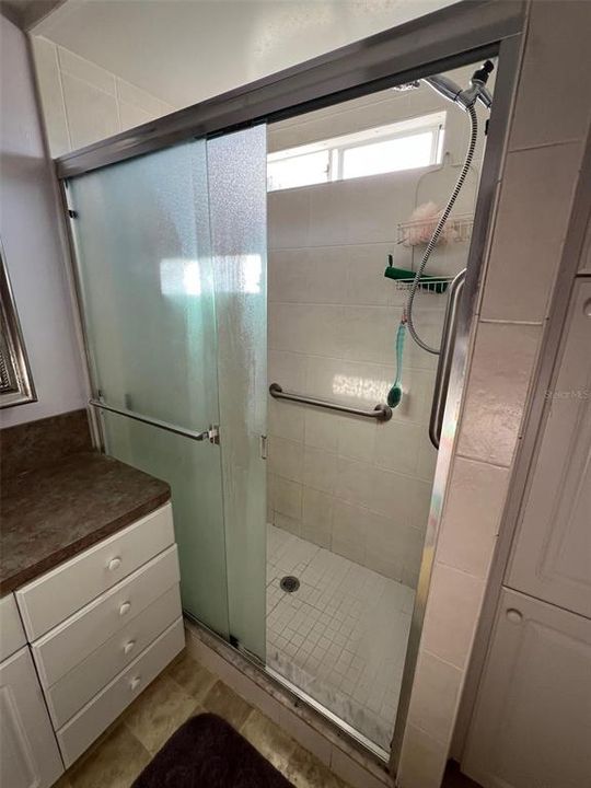На продажу: $149,000 (2 спален, 2 ванн, 864 Квадратных фут)