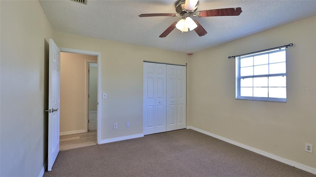 For Sale: $264,500 (3 beds, 2 baths, 1235 Square Feet)