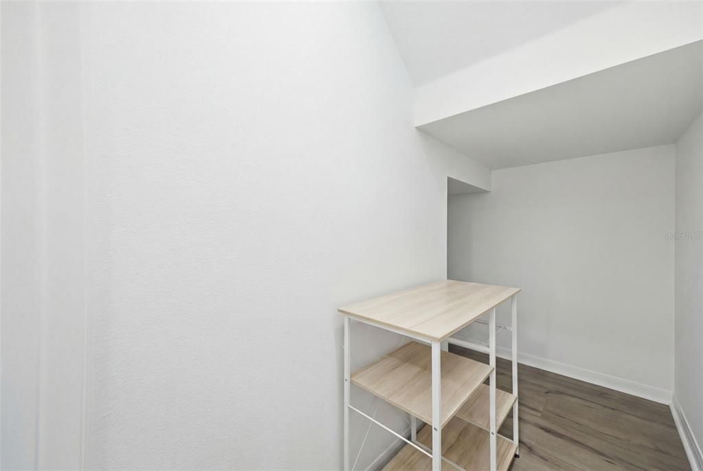 For Sale: $899,000 (5 beds, 4 baths, 3531 Square Feet)