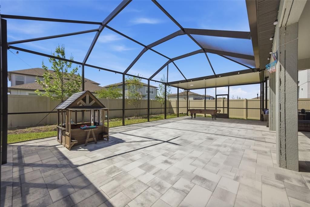 For Sale: $899,000 (5 beds, 4 baths, 3531 Square Feet)