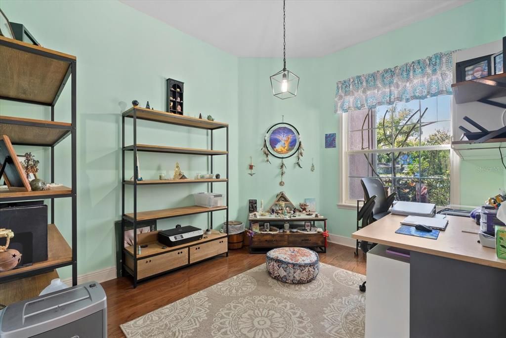 Active With Contract: $875,000 (2 beds, 2 baths, 2195 Square Feet)