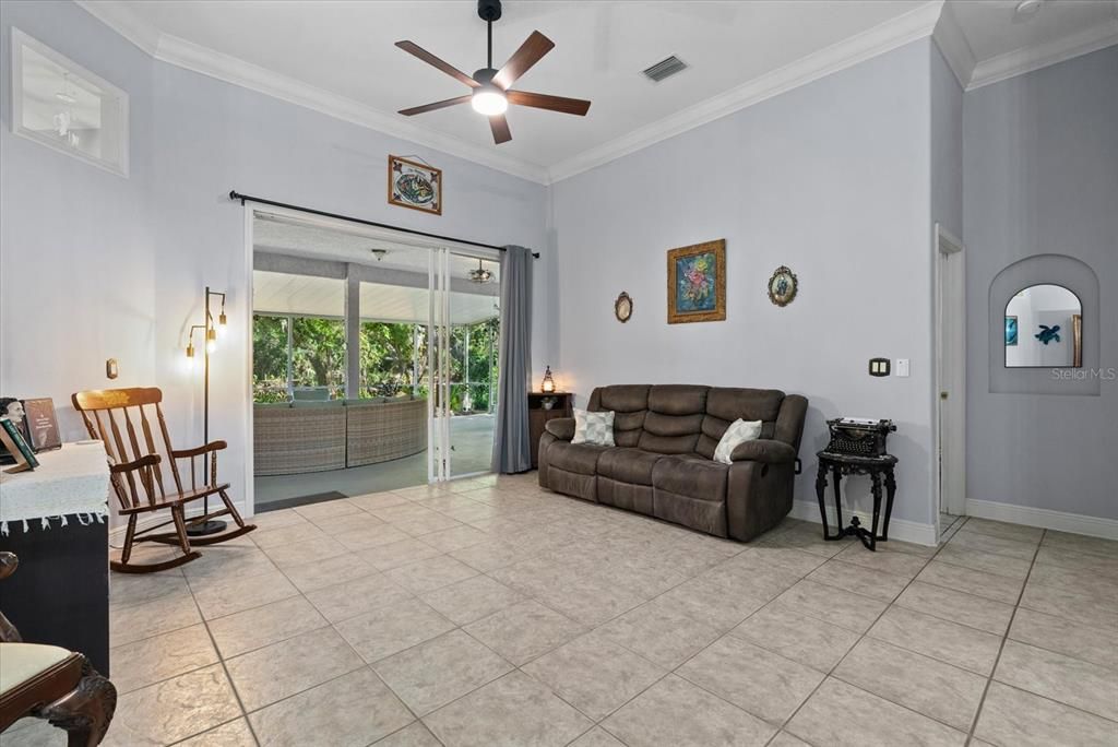 Active With Contract: $875,000 (2 beds, 2 baths, 2195 Square Feet)