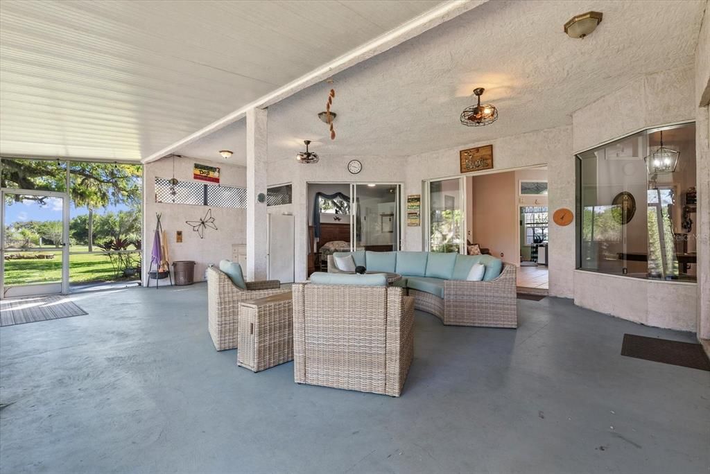 Active With Contract: $875,000 (2 beds, 2 baths, 2195 Square Feet)