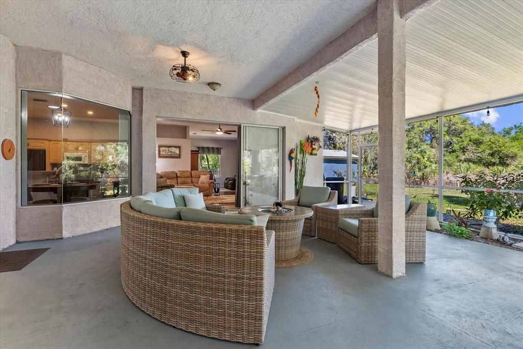 Active With Contract: $875,000 (2 beds, 2 baths, 2195 Square Feet)