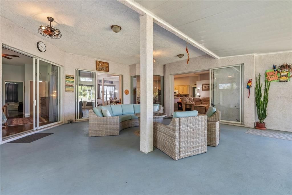 Active With Contract: $875,000 (2 beds, 2 baths, 2195 Square Feet)