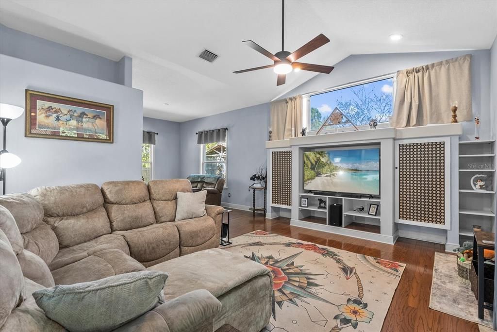 Active With Contract: $875,000 (2 beds, 2 baths, 2195 Square Feet)