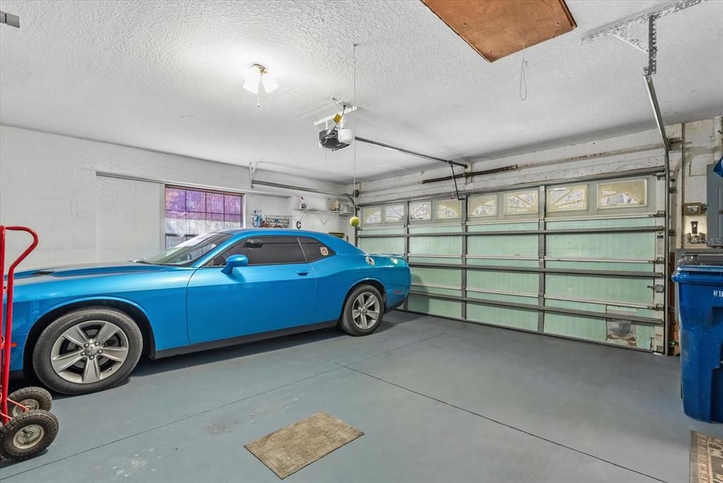 Active With Contract: $875,000 (2 beds, 2 baths, 2195 Square Feet)