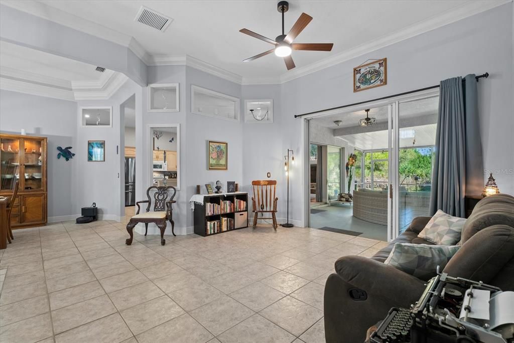 Active With Contract: $875,000 (2 beds, 2 baths, 2195 Square Feet)