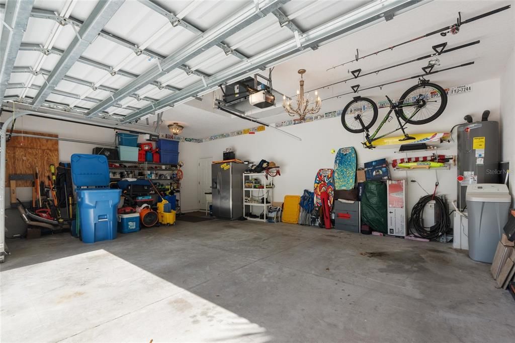 En Venta: $549,900 (4 camas, 2 baños, 2432 Pies cuadrados)