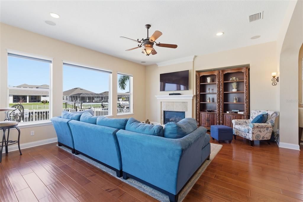 For Sale: $1,545,000 (4 beds, 4 baths, 4070 Square Feet)