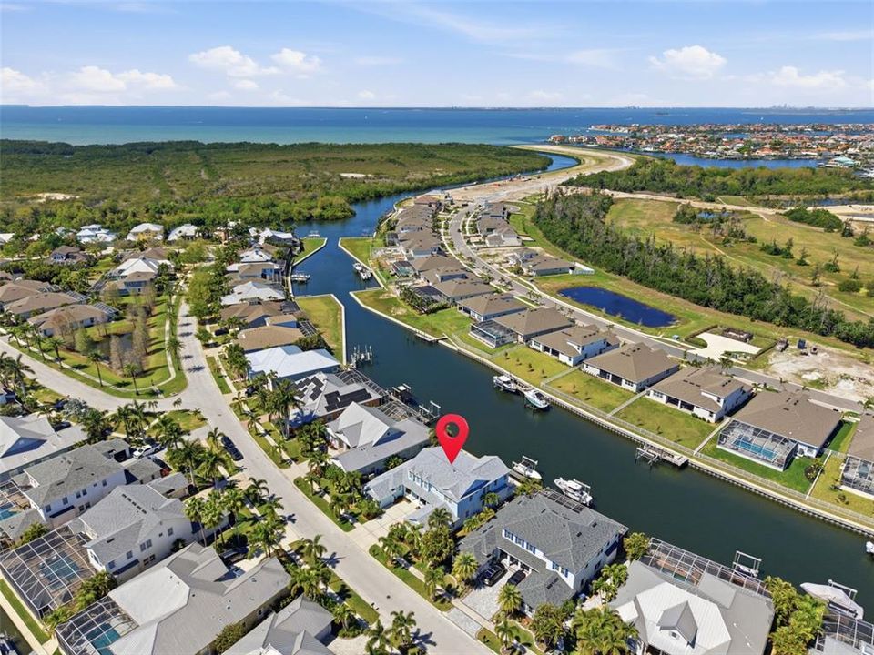 For Sale: $1,545,000 (4 beds, 4 baths, 4070 Square Feet)
