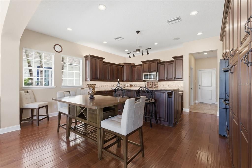 For Sale: $1,545,000 (4 beds, 4 baths, 4070 Square Feet)