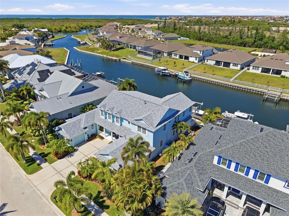 For Sale: $1,545,000 (4 beds, 4 baths, 4070 Square Feet)