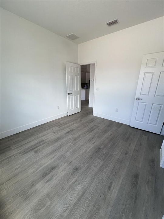 В аренду: $1,700 (3 спален, 2 ванн, 1056 Квадратных фут)