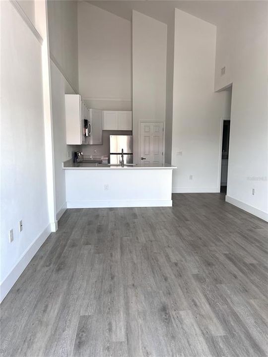 В аренду: $1,700 (3 спален, 2 ванн, 1056 Квадратных фут)