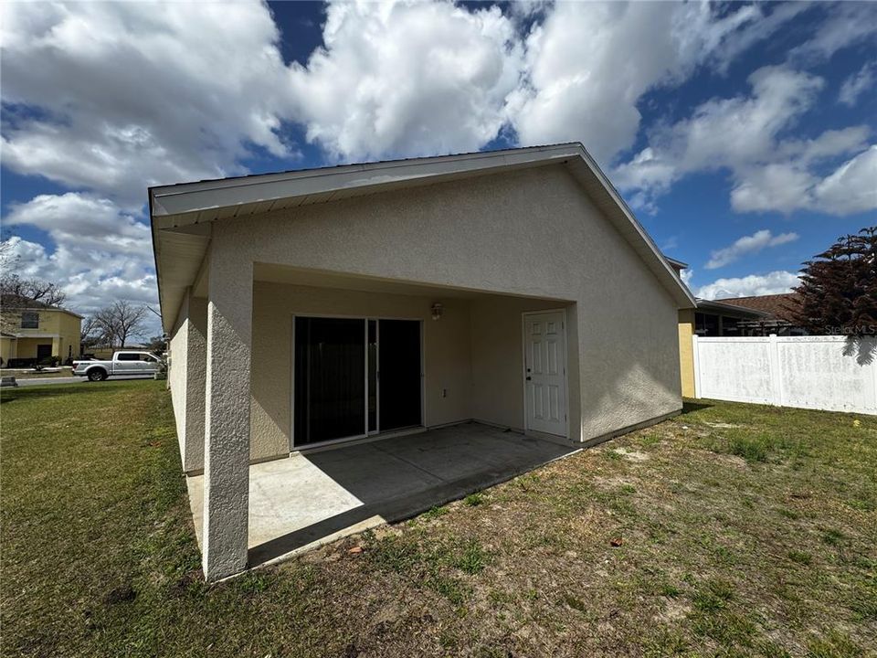 For Rent: $1,700 (3 beds, 2 baths, 1426 Square Feet)