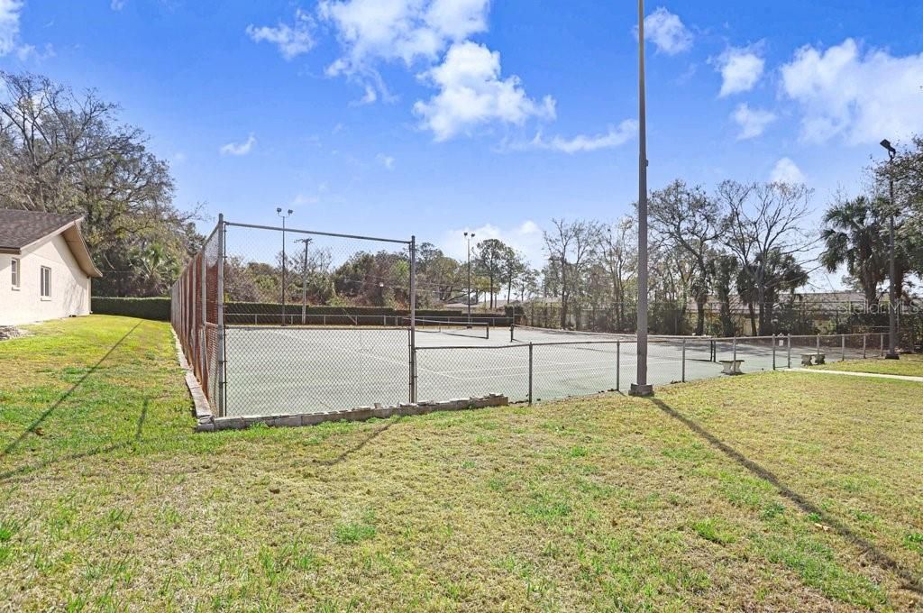 For Sale: $179,999 (2 beds, 2 baths, 1545 Square Feet)