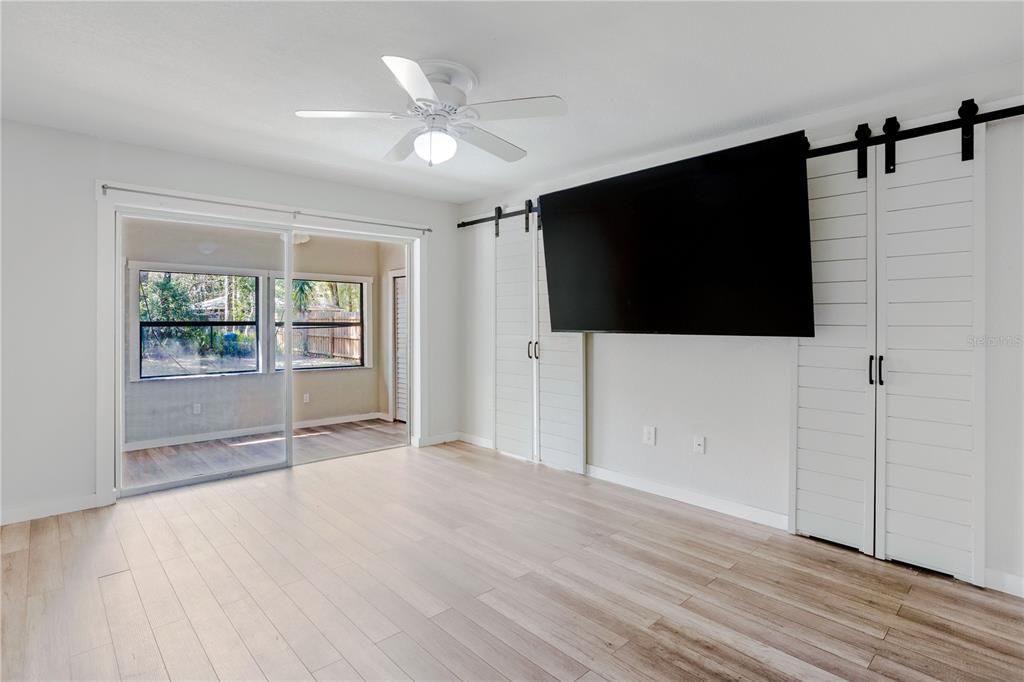 Activo con contrato: $294,000 (2 camas, 2 baños, 1331 Pies cuadrados)