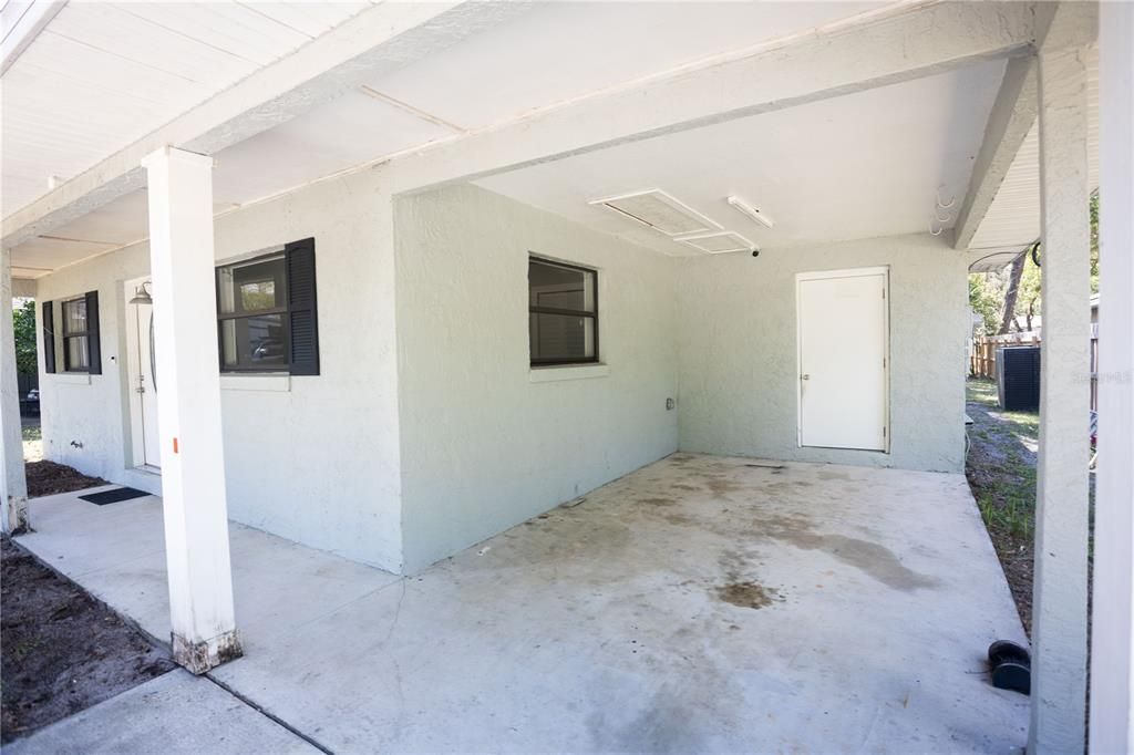 Activo con contrato: $294,000 (2 camas, 2 baños, 1331 Pies cuadrados)