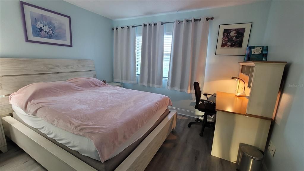 For Sale: $260,000 (3 beds, 2 baths, 1595 Square Feet)