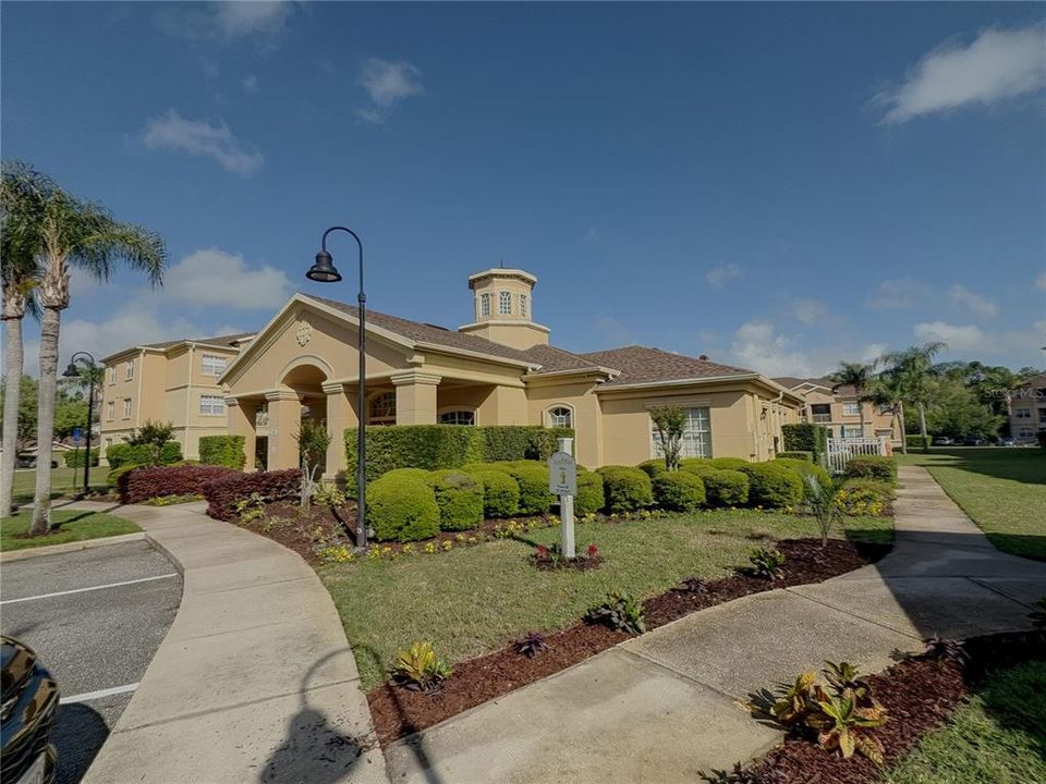 For Sale: $199,000 (4 beds, 2 baths, 1688 Square Feet)