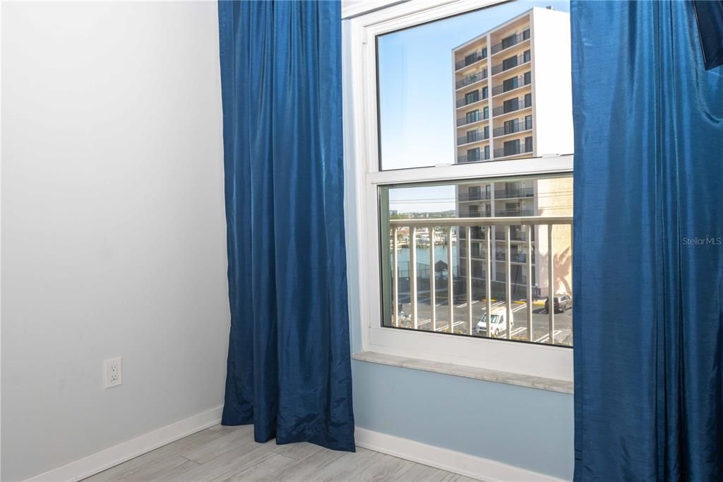 В аренду: $2,500 (2 спален, 2 ванн, 1090 Квадратных фут)