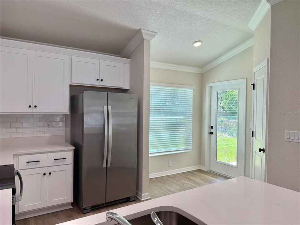 待售: $419,900 (4 贝兹, 0 浴室, 2104 平方英尺)