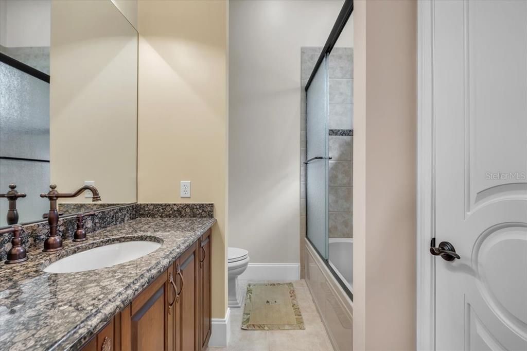 For Sale: $1,650,000 (4 beds, 4 baths, 4621 Square Feet)