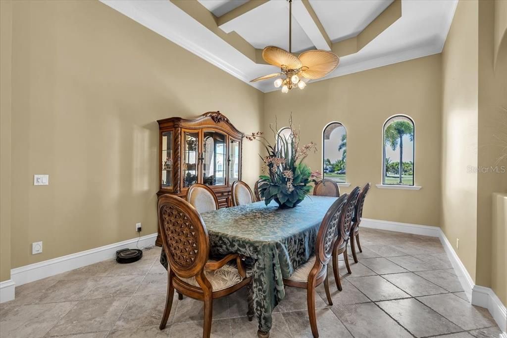 For Sale: $1,650,000 (4 beds, 4 baths, 4621 Square Feet)
