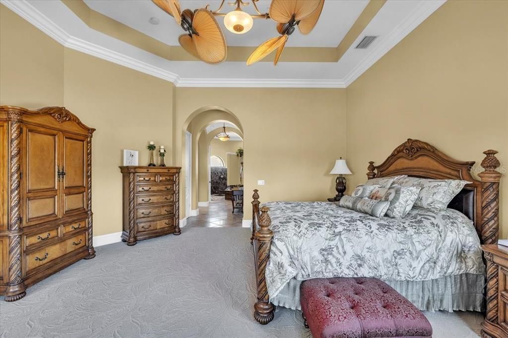 For Sale: $1,650,000 (4 beds, 4 baths, 4621 Square Feet)