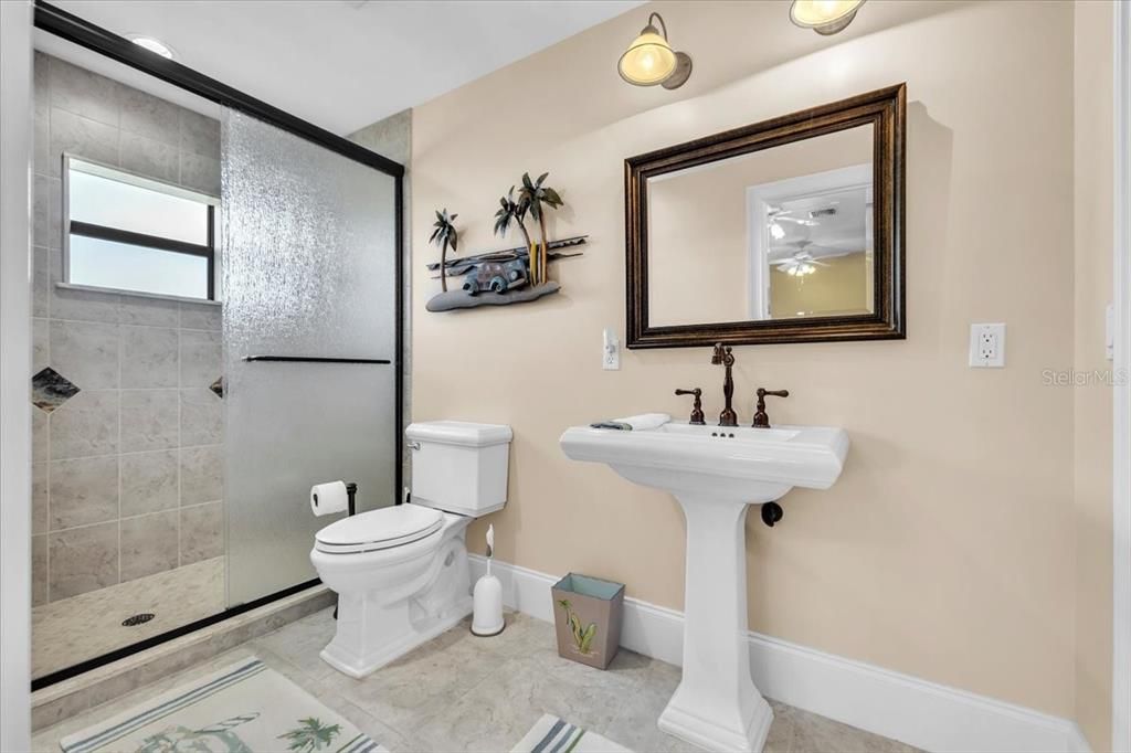 For Sale: $1,650,000 (4 beds, 4 baths, 4621 Square Feet)