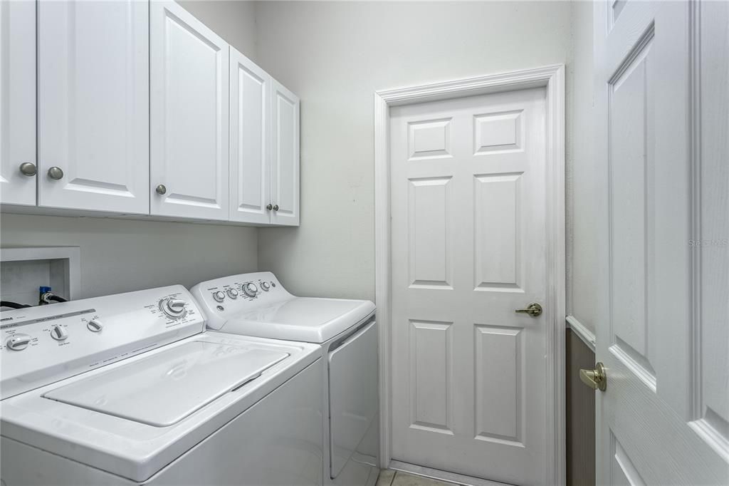 Activo con contrato: $315,000 (3 camas, 2 baños, 1664 Pies cuadrados)