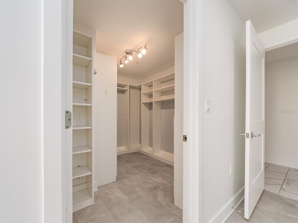 В аренду: $9,500 (3 спален, 3 ванн, 3111 Квадратных фут)